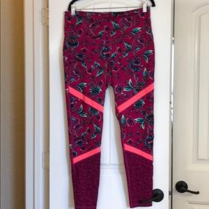 Old Navy activewear leggings size XL